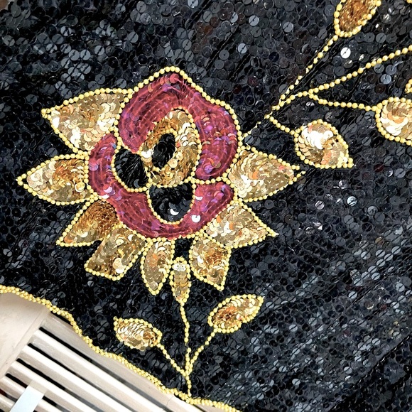 BIG SALE 😍SEQUIN TOP FLOWER DESIGN FOR STYLISH LOOK PULLOVER SHORT SLEEVES - Picture 3 of 9